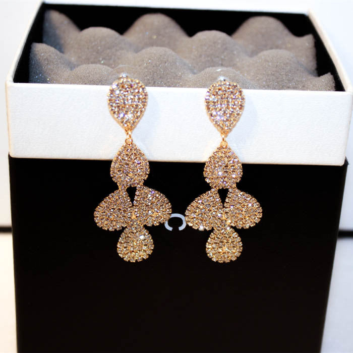 Trendy Korean Earrings with Luxurious Gemstone Design